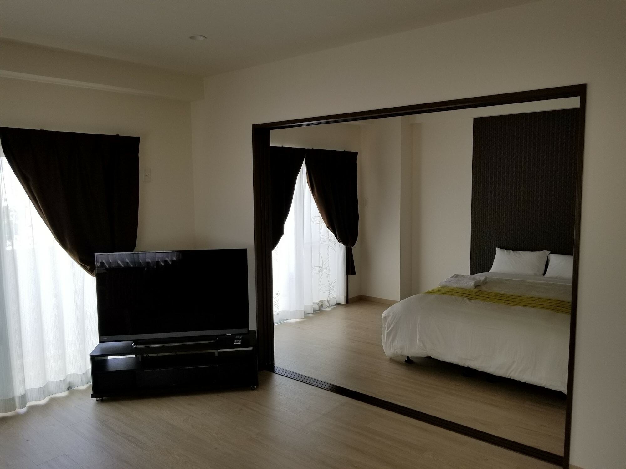 Comfort Plus Chatan Exterior foto